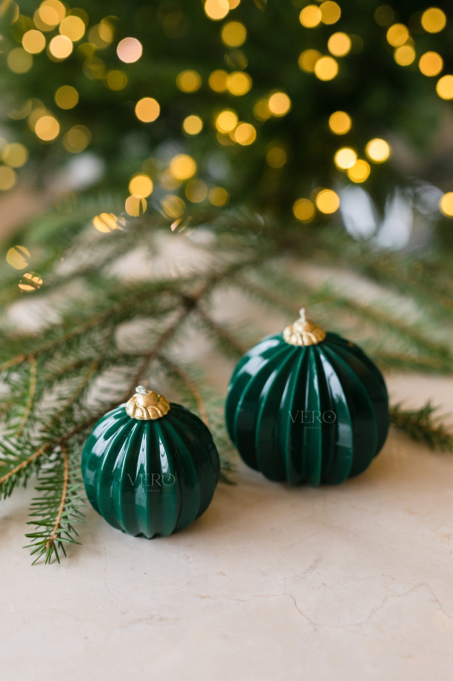 Ribbed Christmas Bauble